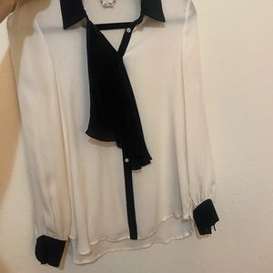 100% silk white/black XS colorblock blouse, 3 small miscolorations (photos)